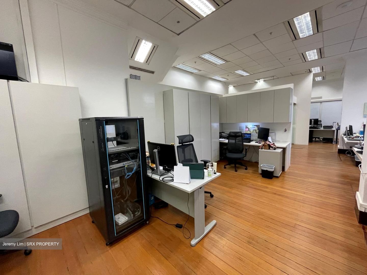 Capital Square (D1), Office #437339331